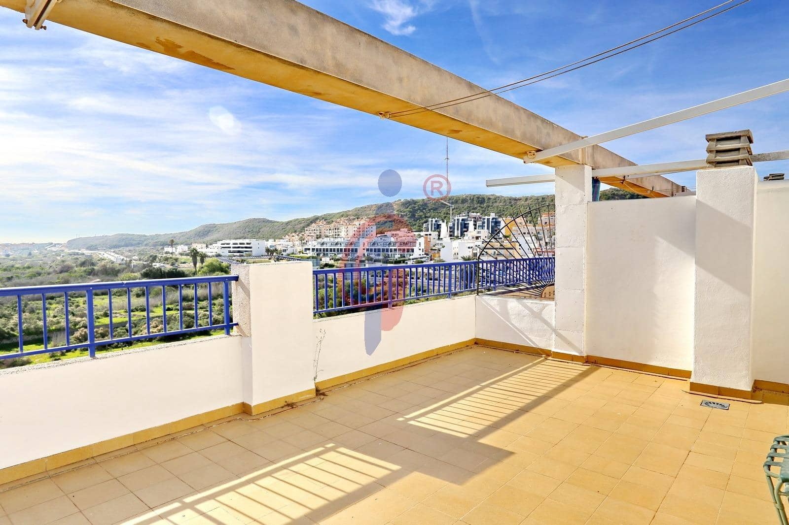 3 soverom Penthouse til salgs i Guardamar del Segura med svømmebasseng garasje - € 275 000 (Ref: 9282303)