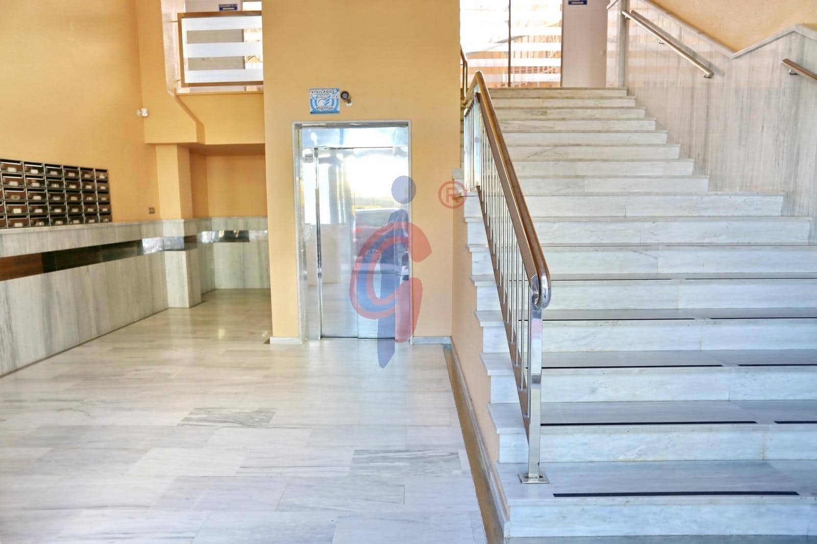 3 soverom Penthouse til salgs i Guardamar del Segura med svømmebasseng garasje - € 275 000 (Ref: 9282303)