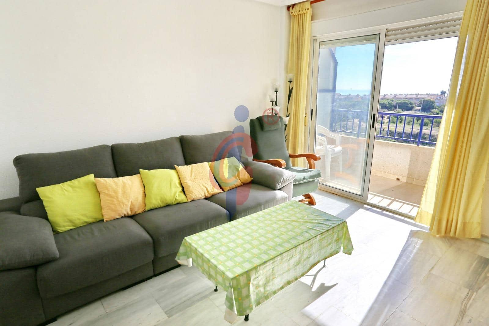 3 soverom Penthouse til salgs i Guardamar del Segura med svømmebasseng garasje - € 275 000 (Ref: 9282303)