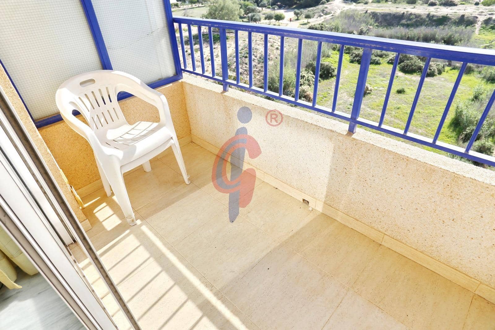 3 soverom Penthouse til salgs i Guardamar del Segura med svømmebasseng garasje - € 275 000 (Ref: 9282303)