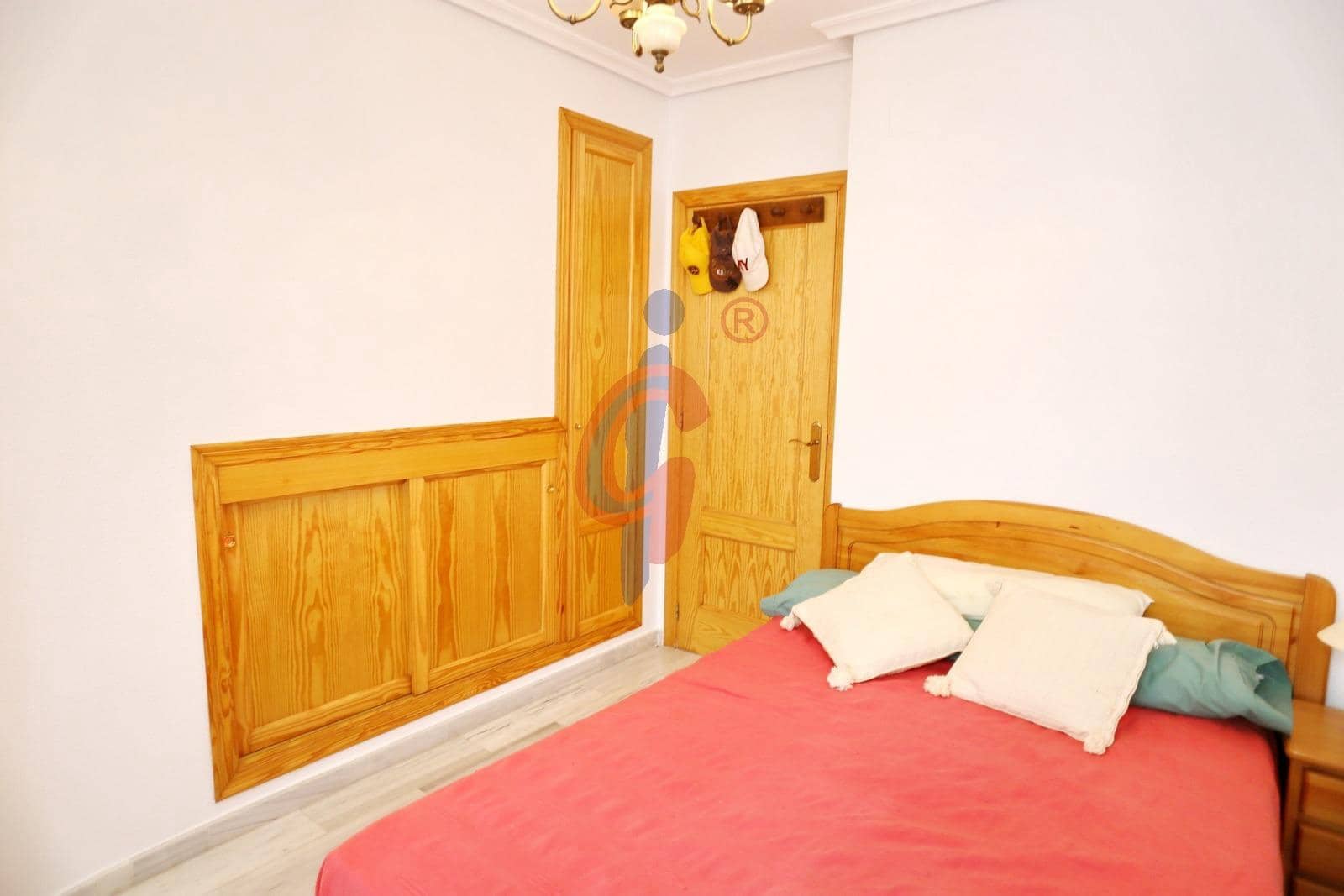 3 soverom Penthouse til salgs i Guardamar del Segura med svømmebasseng garasje - € 275 000 (Ref: 9282303)