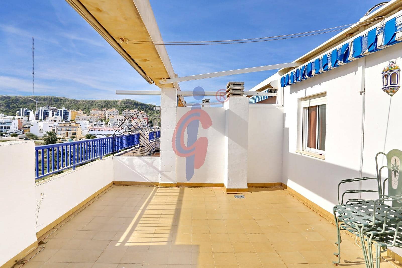 3 soverom Penthouse til salgs i Guardamar del Segura med svømmebasseng garasje - € 275 000 (Ref: 9282303)