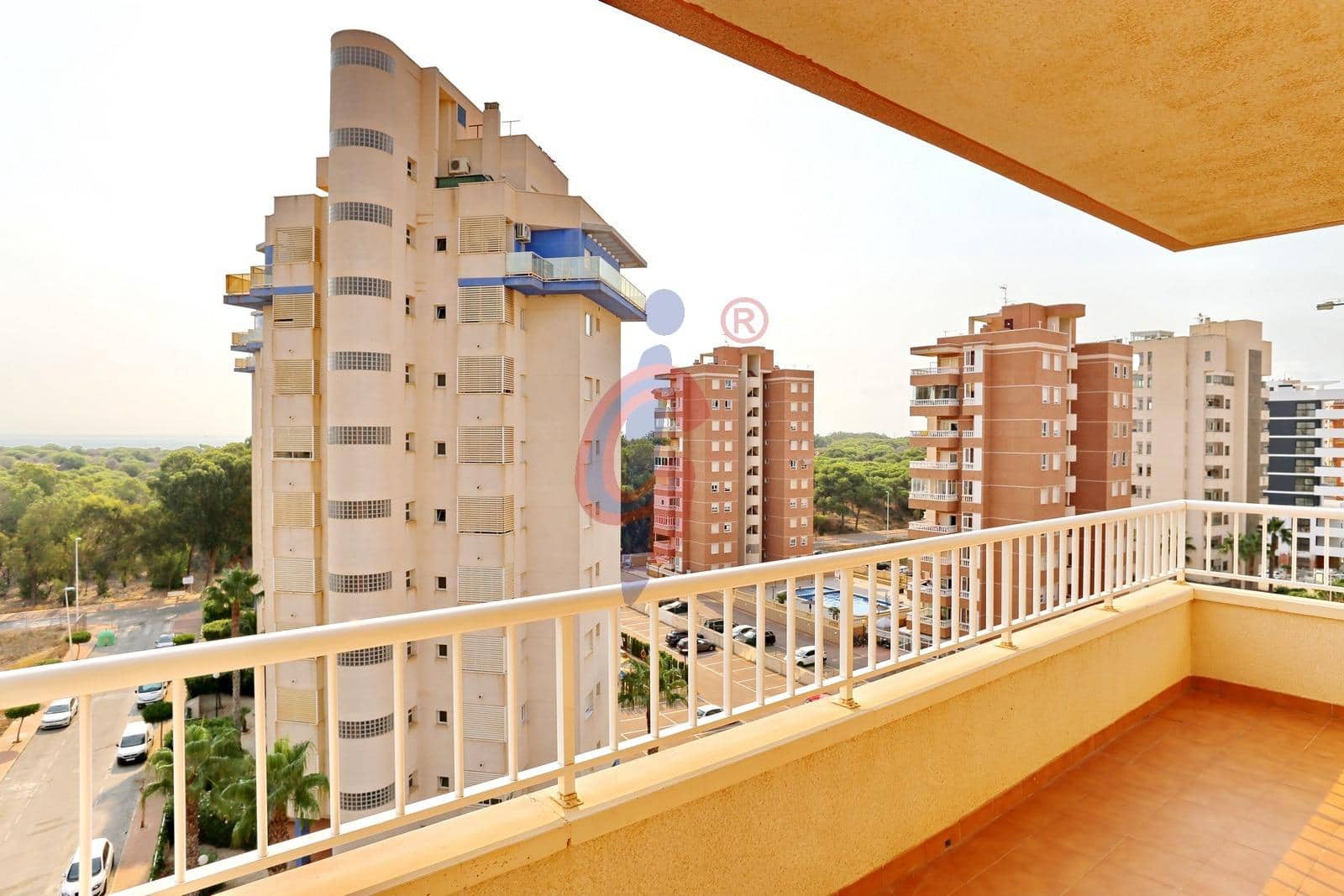 Piso de 3 habitaciones en Guardamar del Segura en venta con piscina garaje - 194.990 € (Ref: 9303661)