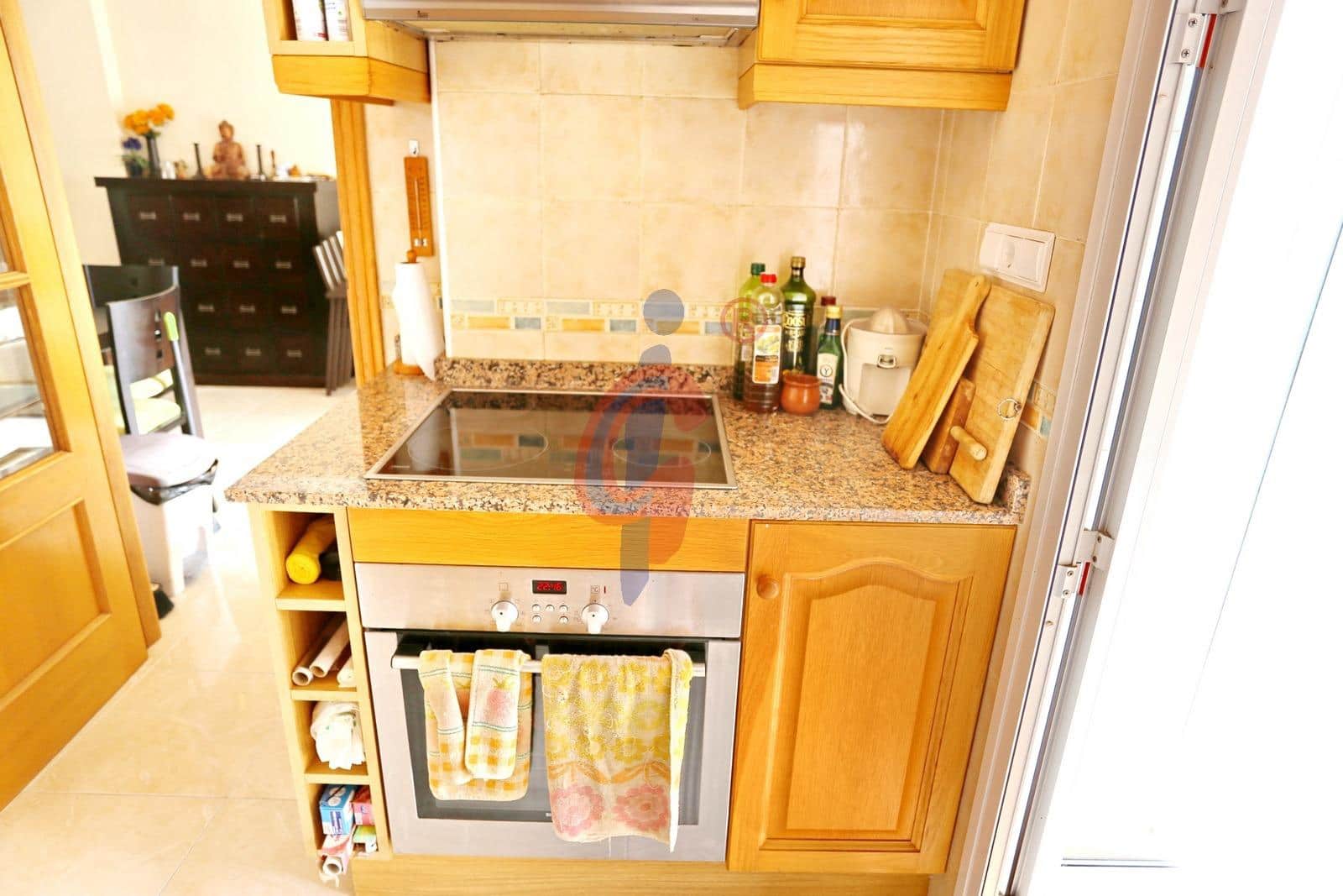 Piso de 3 habitaciones en Guardamar del Segura en venta con piscina garaje - 194.990 € (Ref: 9303661)