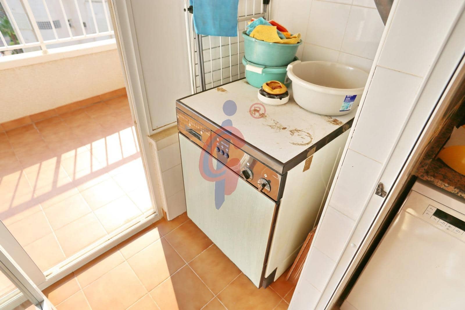 Piso de 3 habitaciones en Guardamar del Segura en venta con piscina garaje - 194.990 € (Ref: 9303661)