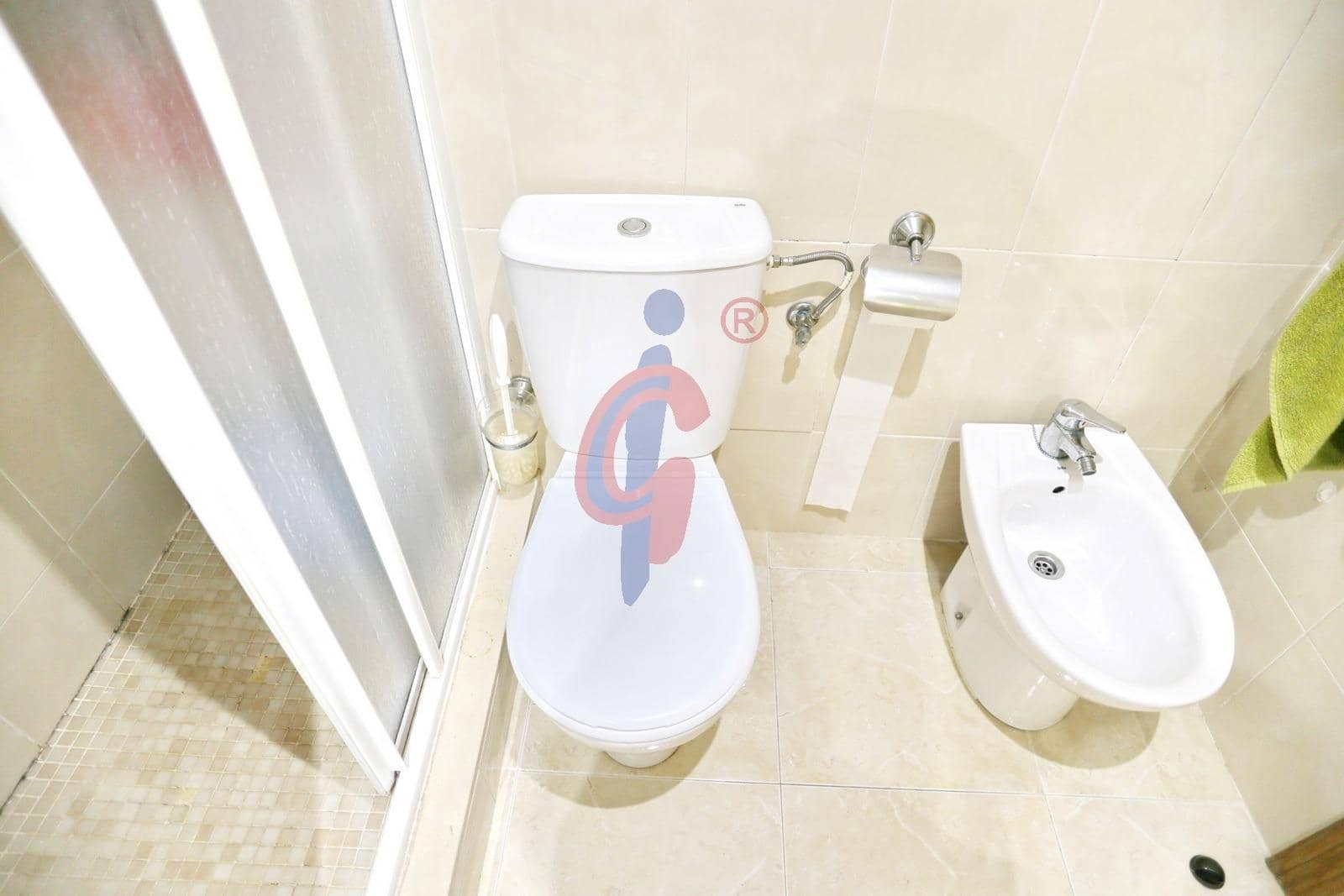 Piso de 3 habitaciones en Guardamar del Segura en venta con piscina garaje - 194.990 € (Ref: 9303661)