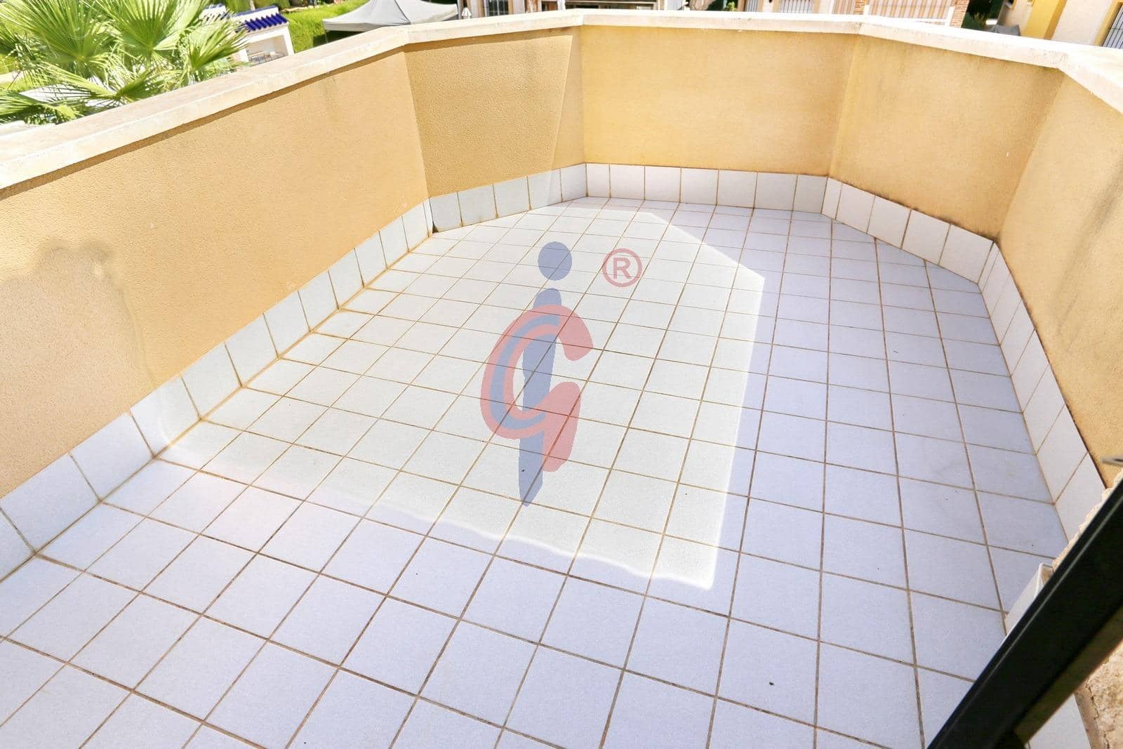 2 makuuhuone Huvila vuokrattavana paikassa Guardamar del Segura mukana uima-altaan 
autotalli - 1 200 € (Ref: 9303662)