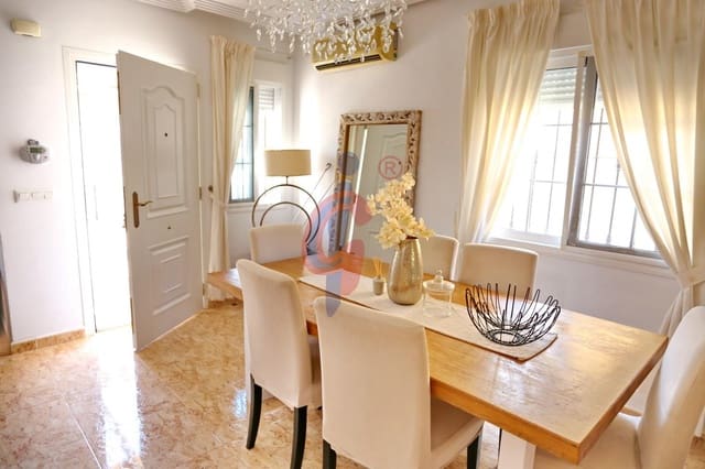 2 makuuhuone Huvila vuokrattavana paikassa El Raso, Guardamar del Segura mukana uima-altaan 
autotalli - 1 200 € (Ref: 9303662)