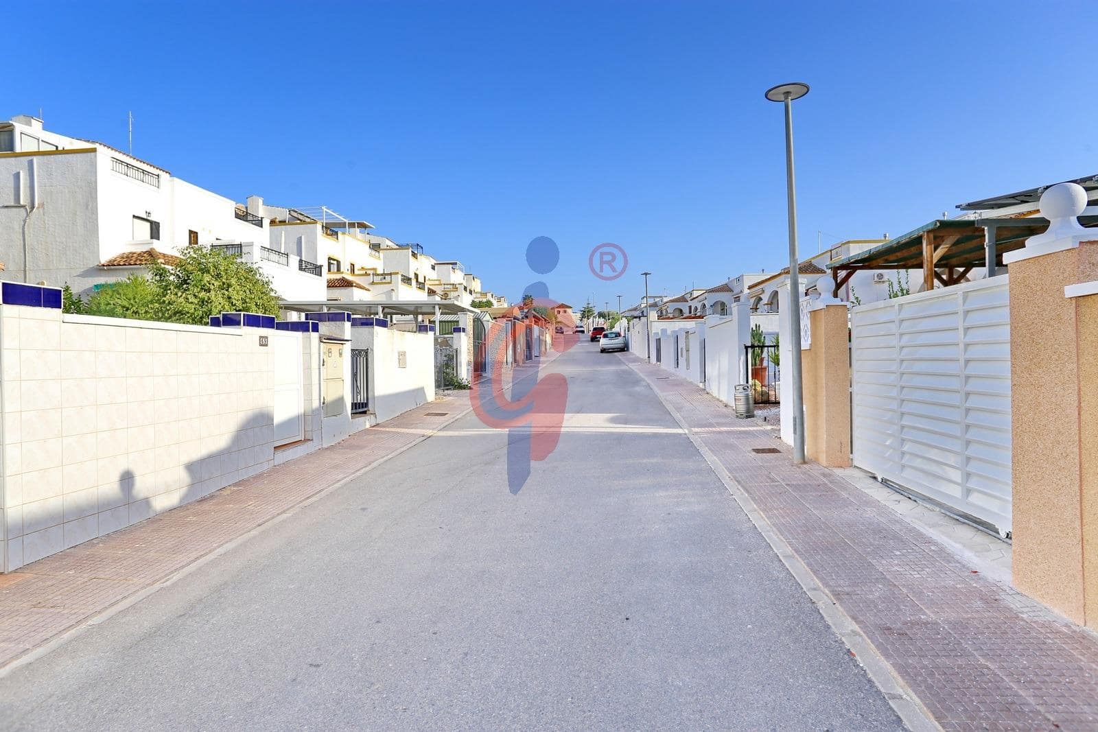 3 bedroom Villa for sale in San Fulgencio with pool garage - € 239,900 (Ref: 9310989)