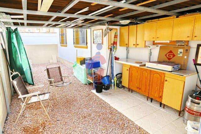 3 makuuhuone Huvila myytävänä paikassa San Fulgencio mukana uima-altaan 
autotalli - 239 900 € (Ref: 9310989)