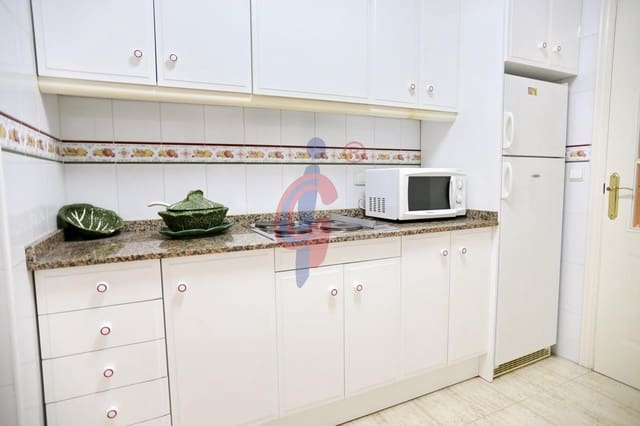 2 makuuhuone Huoneisto vuokrattavana paikassa Las Viñas, Guardamar del Segura mukana uima-altaan - 750 € (Ref: 9312964)