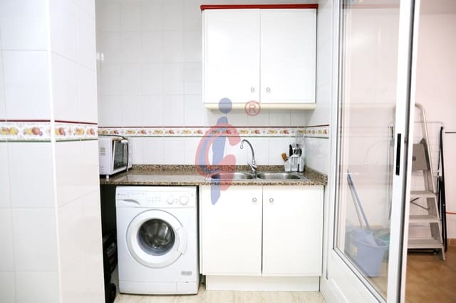 2 makuuhuone Huoneisto vuokrattavana paikassa Las Viñas, Guardamar del Segura mukana uima-altaan - 750 € (Ref: 9312964)