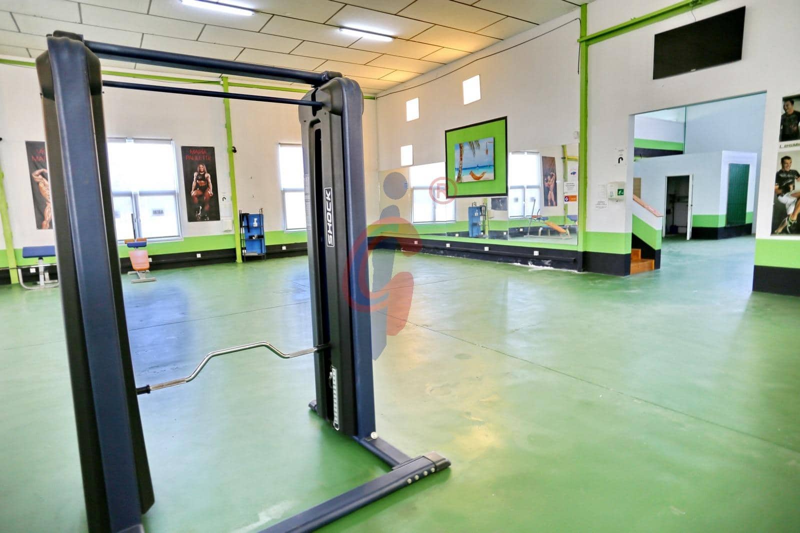 Business for sale in Daya Nueva - € 675,000 (Ref: 9317931)