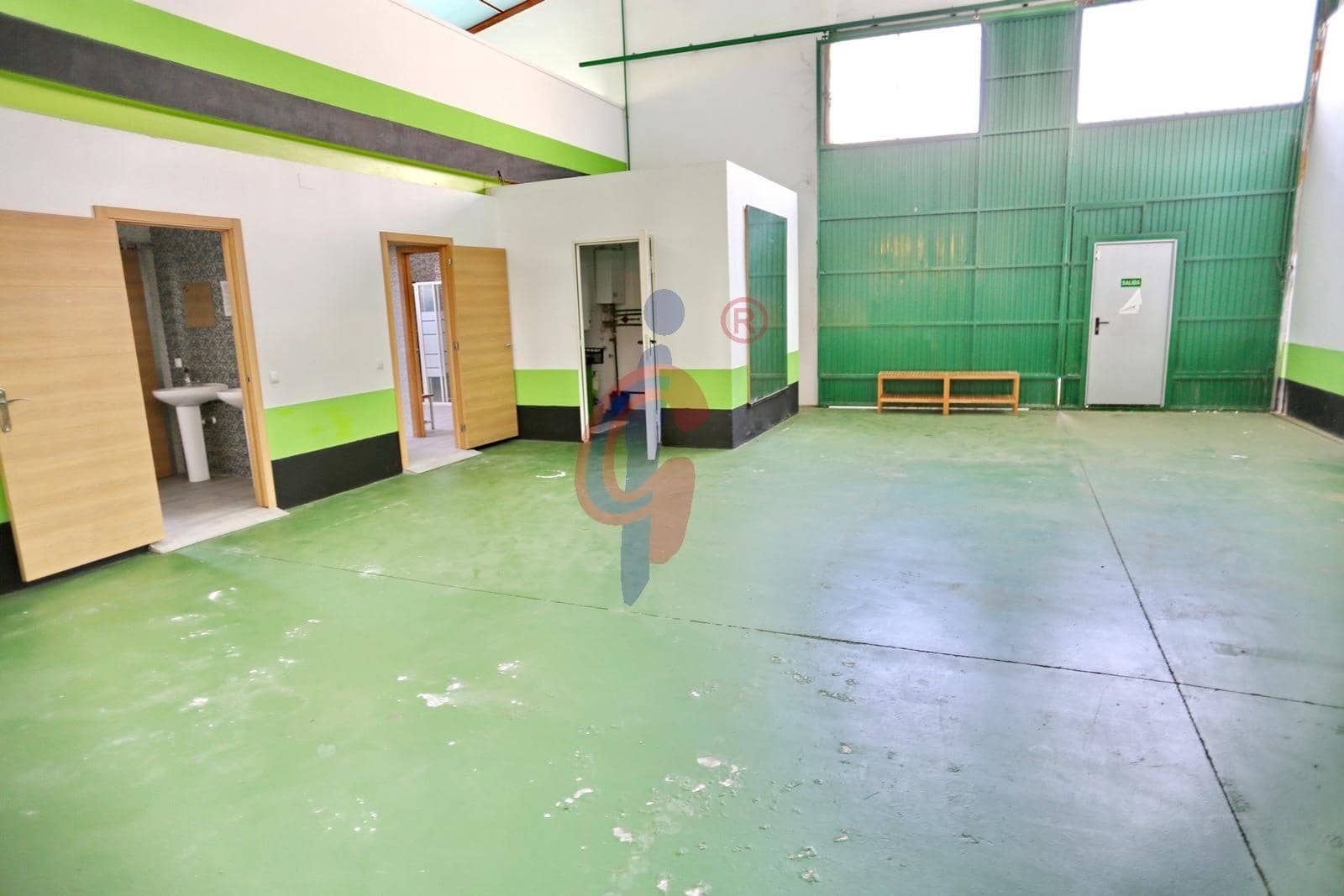 Business for sale in Daya Nueva - € 675,000 (Ref: 9317931)