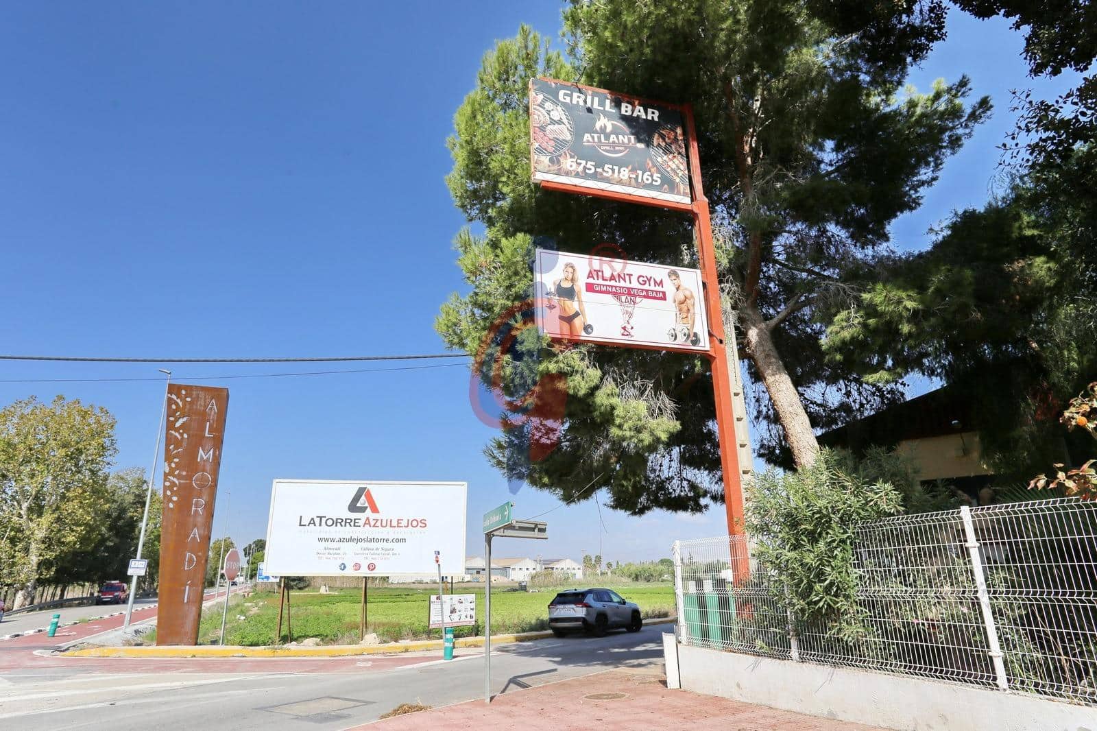 Business for sale in Daya Nueva - € 675,000 (Ref: 9317931)