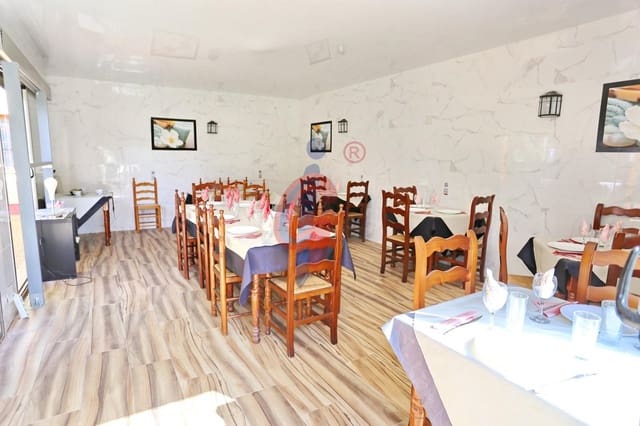 Biznes na sprzedaż w Daya Nueva - 675 000 € (Ref: 9317931)