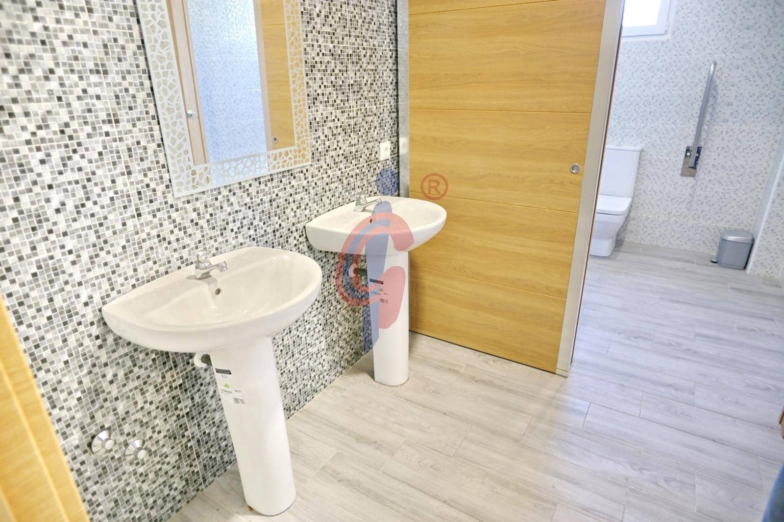 Yritys myytävänä paikassa Daya Nueva - 675 000 € (Ref: 9317931)