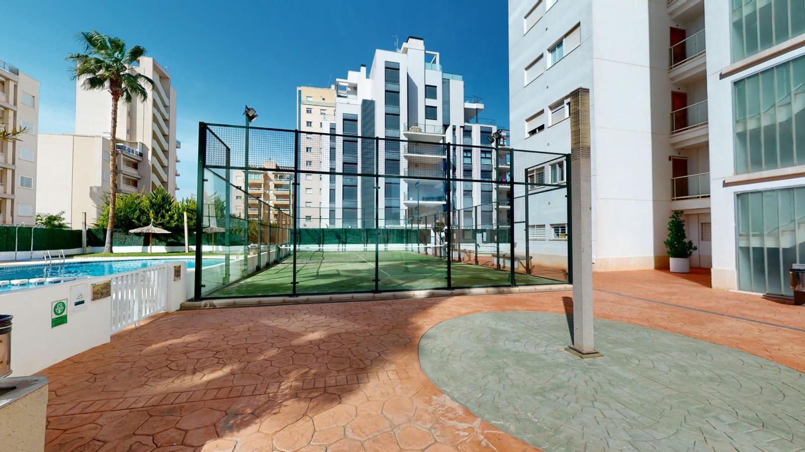 2 soveværelse Lejlighed til salg i Guardamar del Segura med swimmingpool garage - € 234.990 (Ref: 9326555)