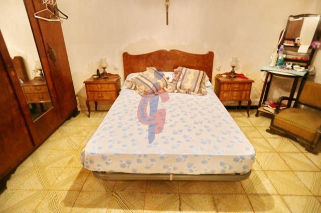 3 soveværelse Byhus til salg i Zona Pueblo, Guardamar del Segura med garage - € 390.000 (Ref: 9335069)