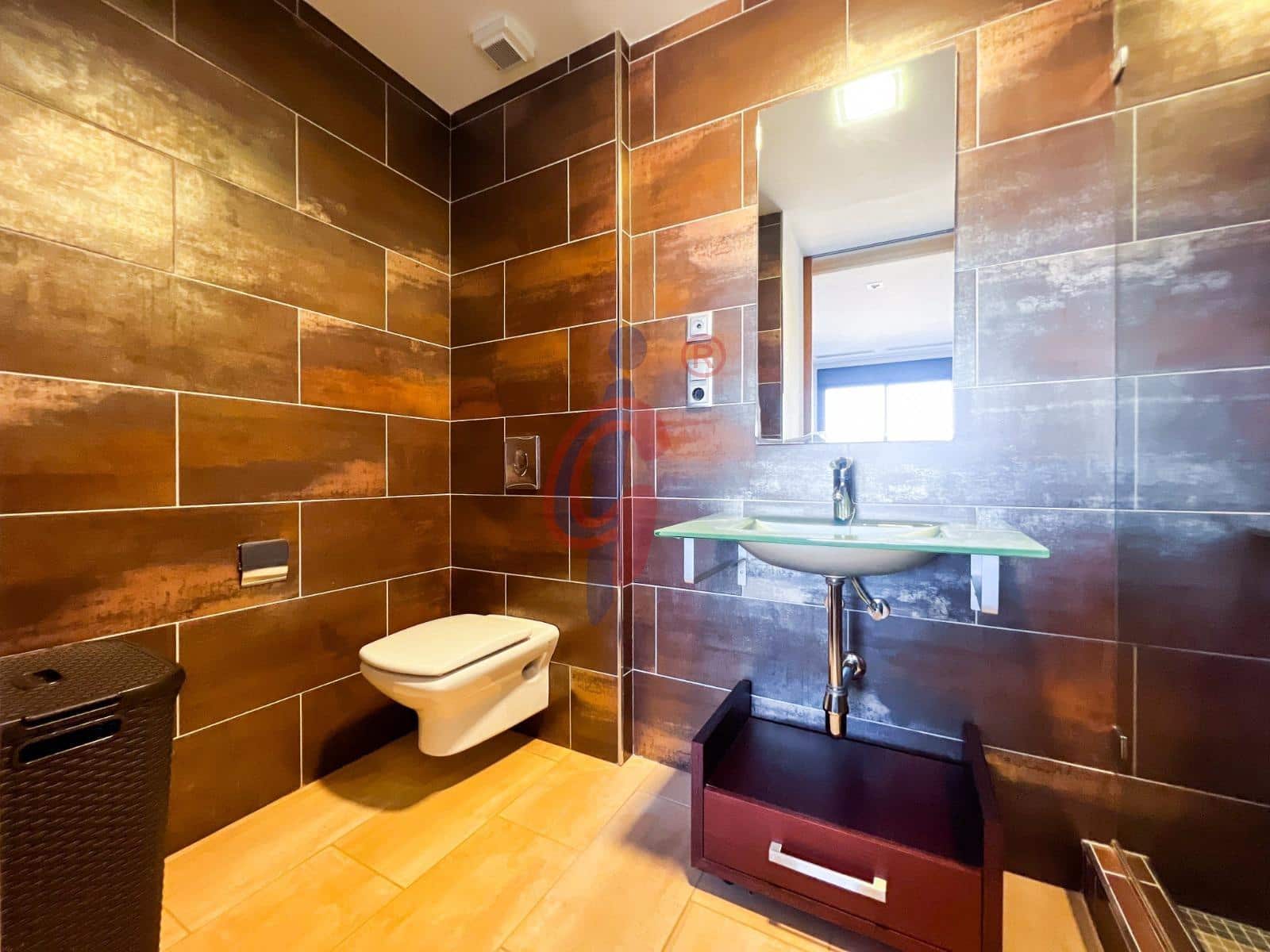 2 sovrum Lägenhet till salu i Guardamar del Segura med pool garage - 265 000 € (Ref: 9338142)