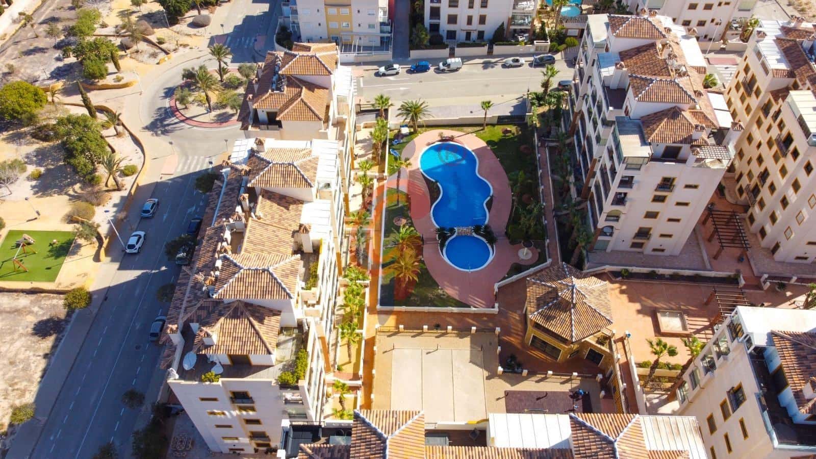 2 sovrum Lägenhet till salu i Guardamar del Segura med pool garage - 265 000 € (Ref: 9338142)