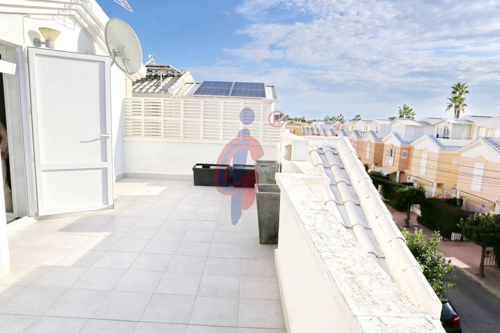 3 chambre Bungalow à vendre à Guardamar del Segura avec piscine garage - 369 900 € (Ref: 9341307)