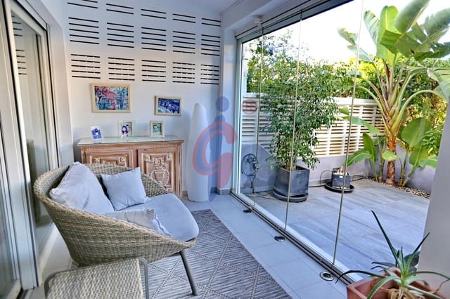 3 makuuhuone Bungalow myytävänä paikassa El Moncayo, Guardamar del Segura mukana uima-altaan 
autotalli - 359 900 € (Ref: 9341307)