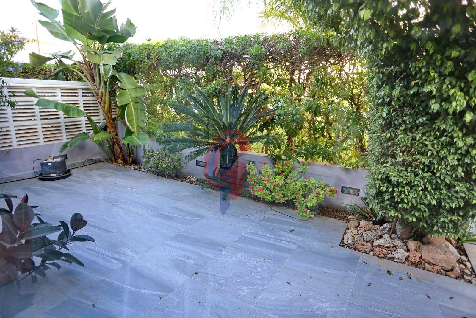 3 bedroom Bungalow for sale in Guardamar del Segura with pool garage - € 359,900 (Ref: 9341307)