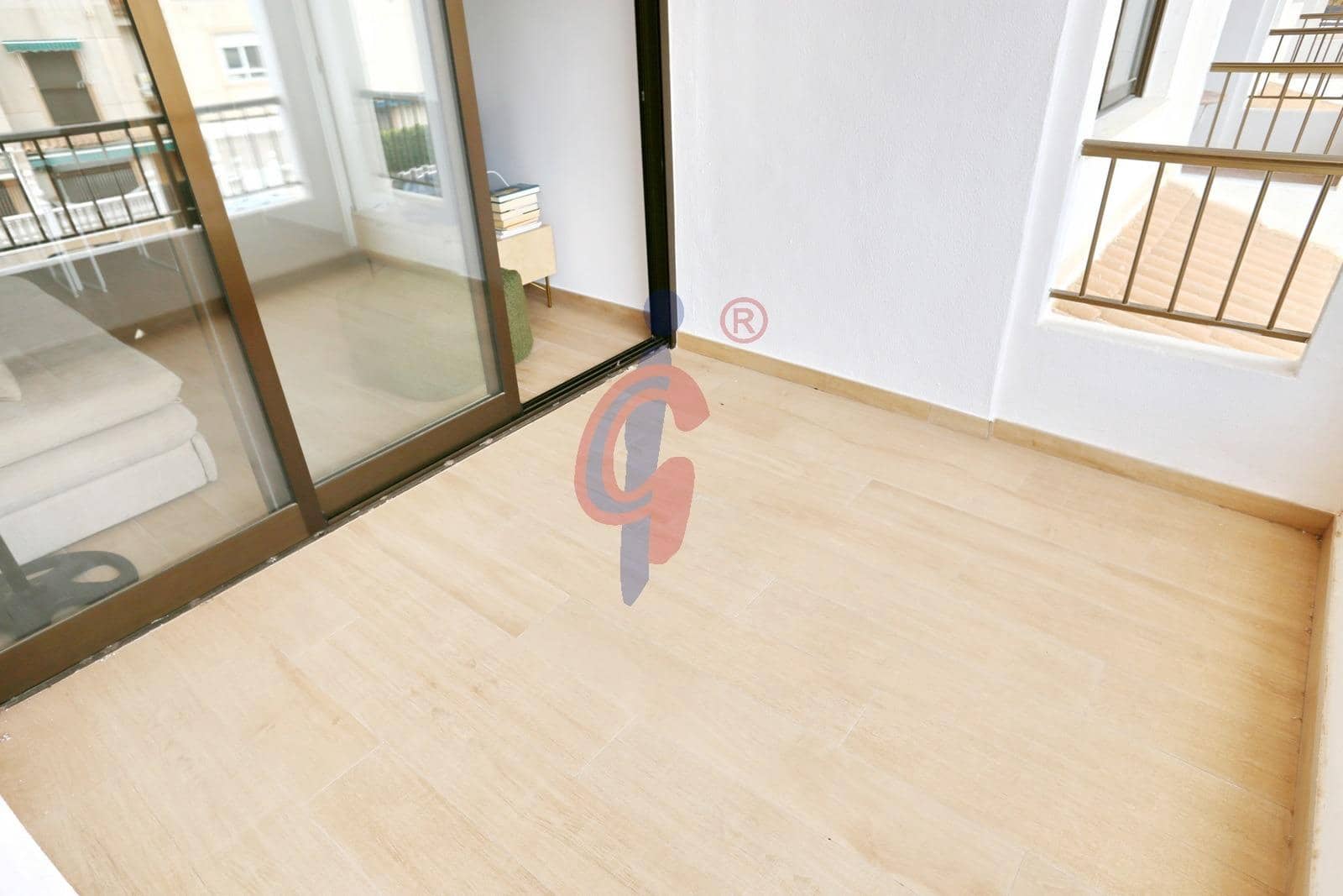 2 makuuhuone Huoneisto vuokrattavana paikassa Guardamar del Segura mukana uima-altaan - 750 € (Ref: 9347439)