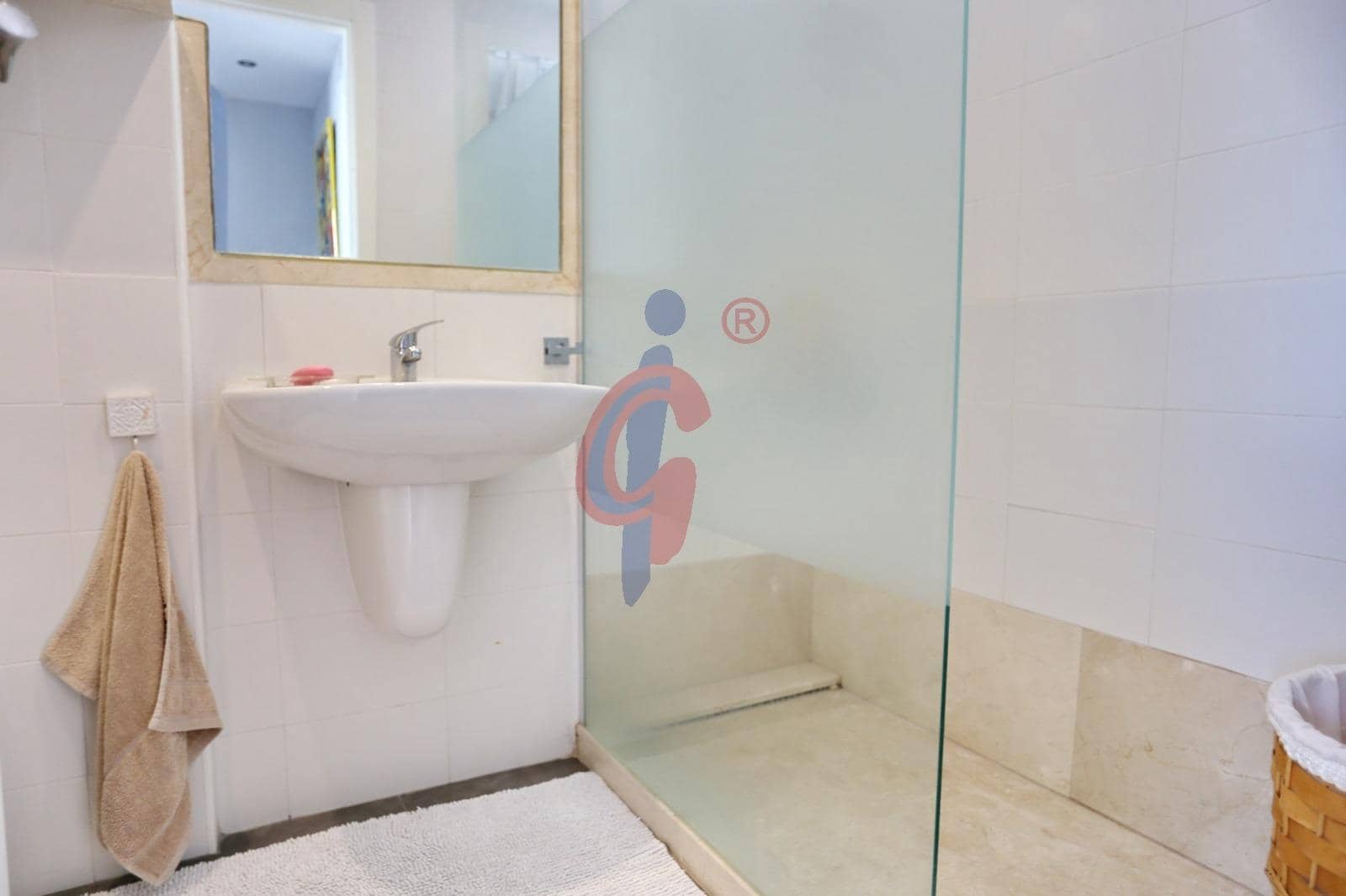 Ático de 2 habitaciones en Guardamar del Segura en venta con piscina garaje - 249.500 € (Ref: 9349664)