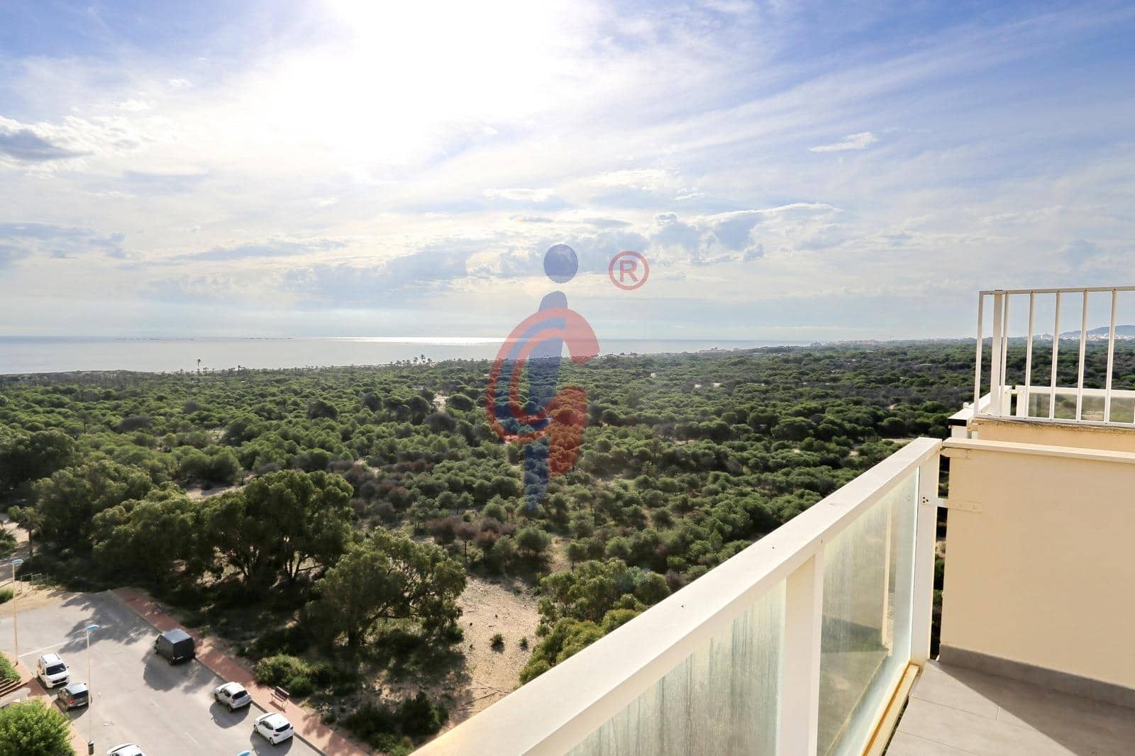 Ático de 2 habitaciones en Guardamar del Segura en venta con piscina garaje - 249.500 € (Ref: 9349664)