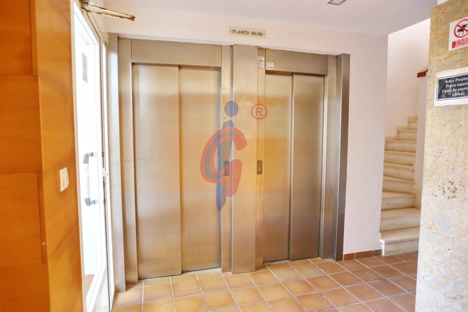 2 bedroom Apartment for sale in Guardamar del Segura with pool garage - € 229,500 (Ref: 9349664)