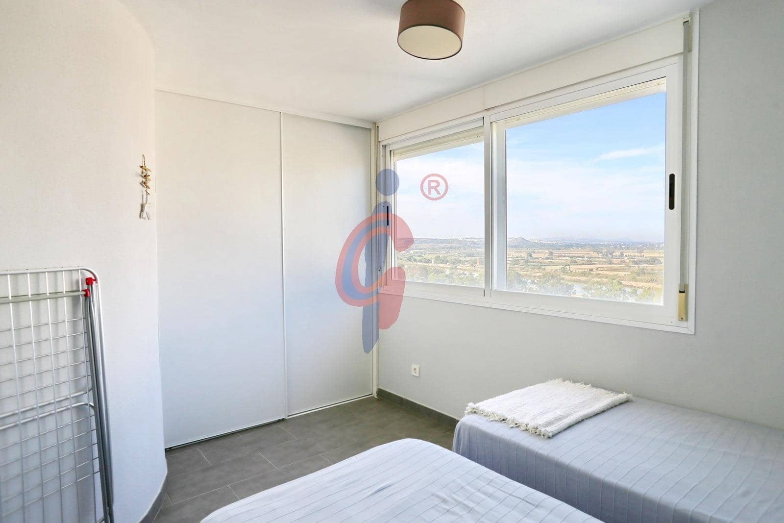 2 bedroom Apartment for sale in Guardamar del Segura with pool garage - € 229,500 (Ref: 9349664)