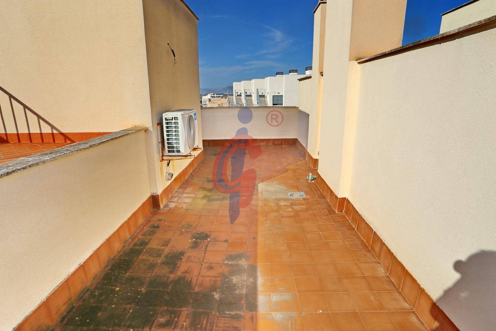 2 bedroom Apartment for sale in Guardamar del Segura with pool garage - € 229,500 (Ref: 9349664)