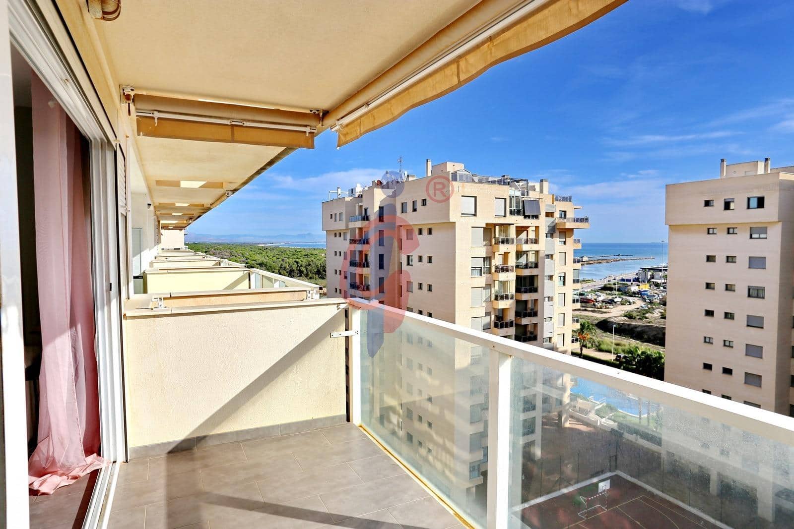 2 bedroom Apartment for sale in Guardamar del Segura with pool garage - € 229,500 (Ref: 9349664)