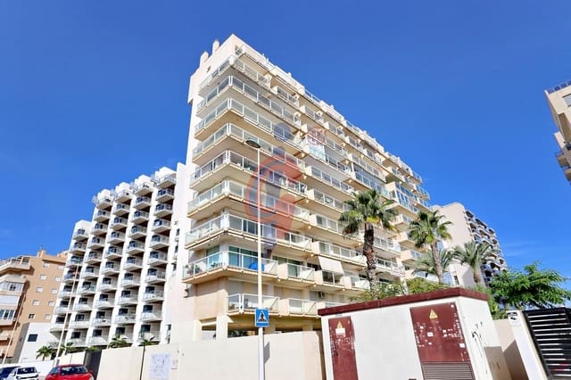 2 makuuhuone Huoneisto myytävänä paikassa Puerto Deportivo, Guardamar del Segura mukana uima-altaan 
autotalli - 229 500 € (Ref: 9349664)