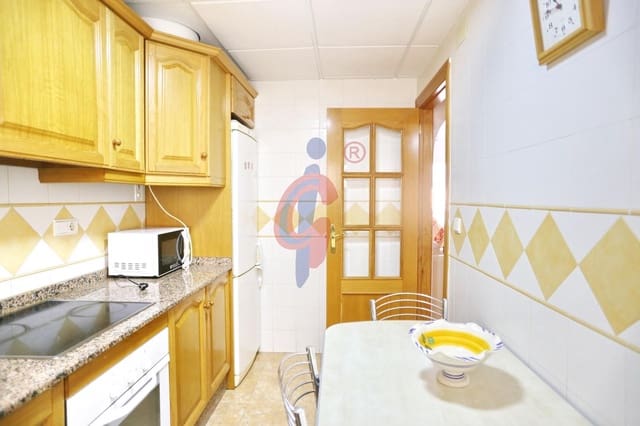 3 chambre Penthouse à vendre à Zona Pueblo, Guardamar del Segura avec garage - 249 900 € (Ref: 9362440)