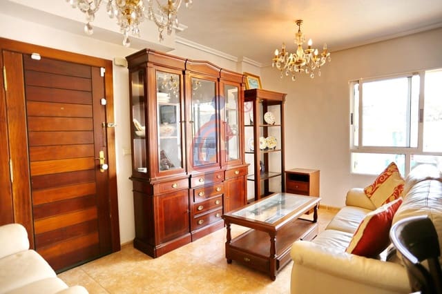 3 chambre Penthouse à vendre à Zona Pueblo, Guardamar del Segura avec garage - 249 900 € (Ref: 9362440)