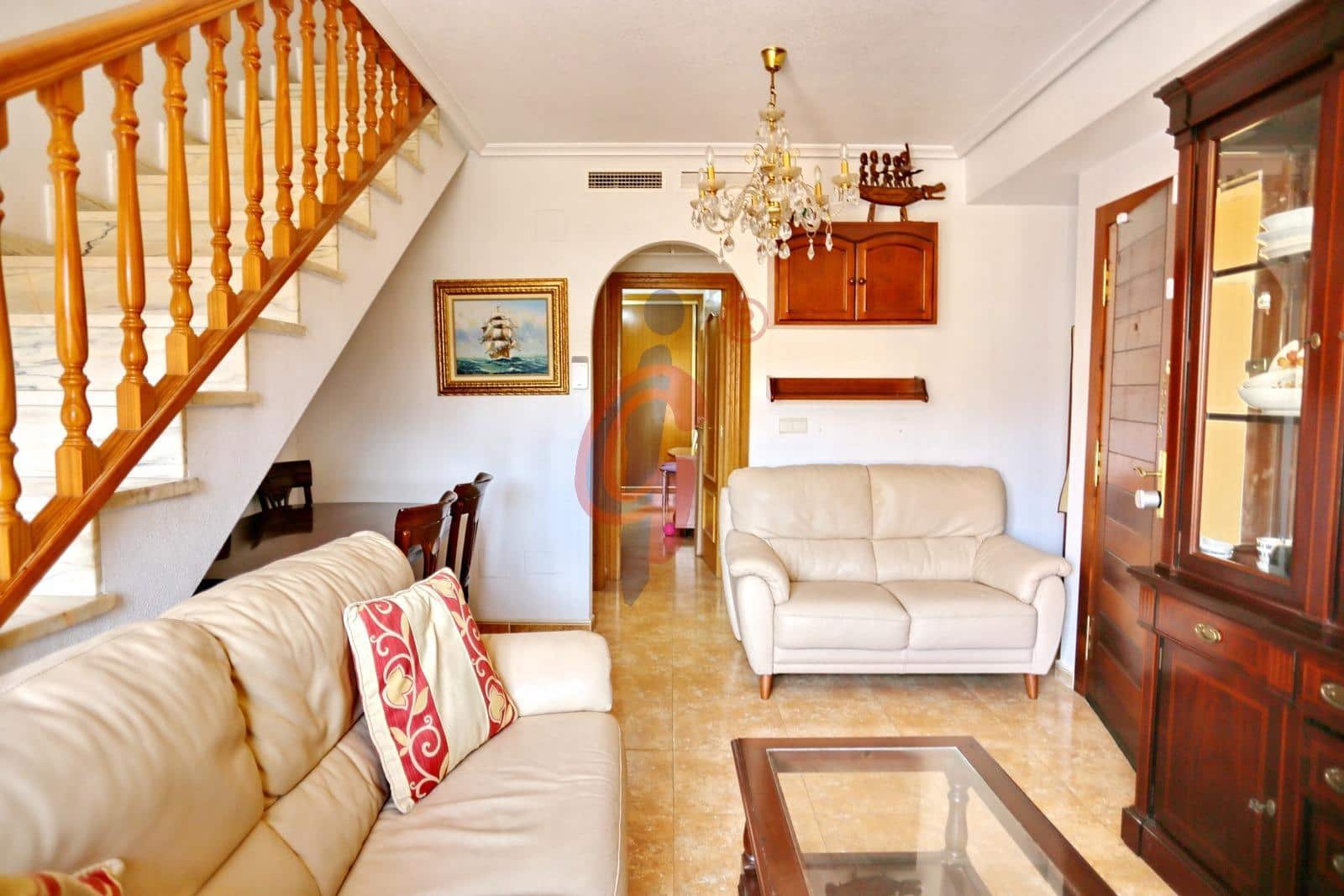 3 bedroom Penthouse for sale in Guardamar del Segura with garage - € 249,900 (Ref: 9362440)