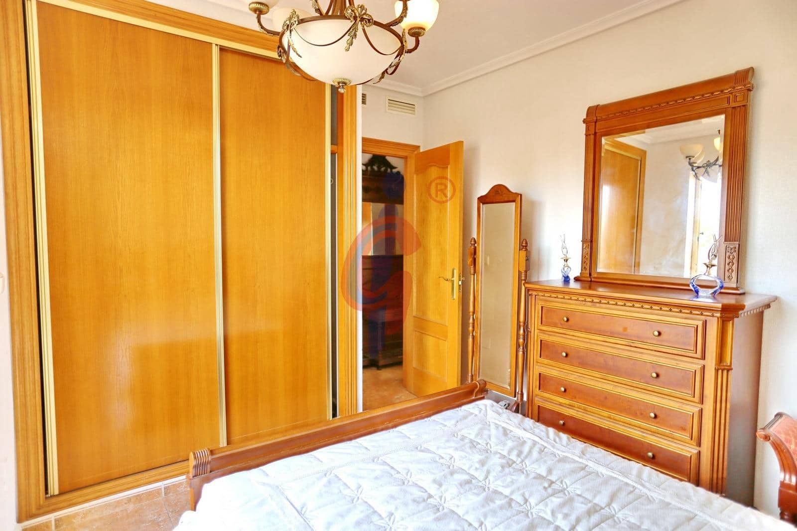 3 bedroom Penthouse for sale in Guardamar del Segura with garage - € 249,900 (Ref: 9362440)
