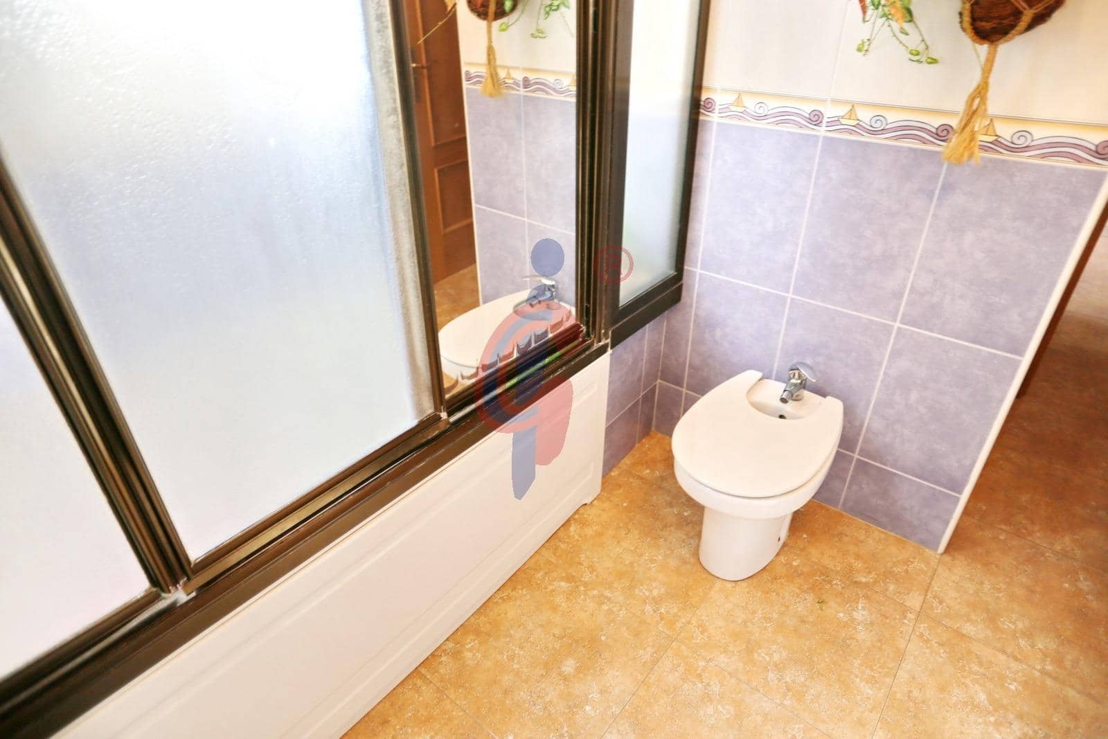 3 bedroom Penthouse for sale in Guardamar del Segura with garage - € 249,900 (Ref: 9362440)