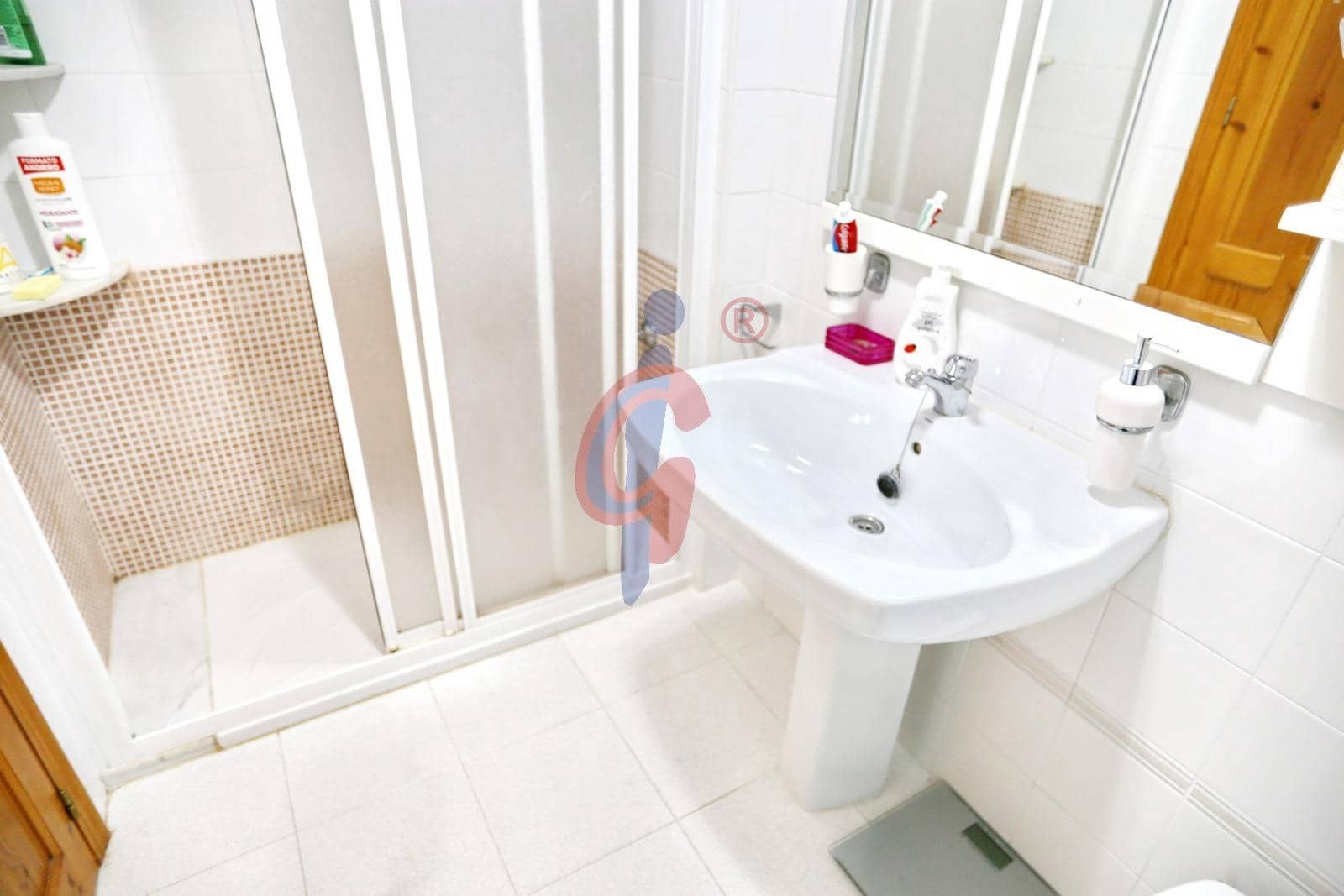 2 sovrum Lägenhet till salu i Guardamar del Segura med pool garage - 195 000 € (Ref: 9374377)