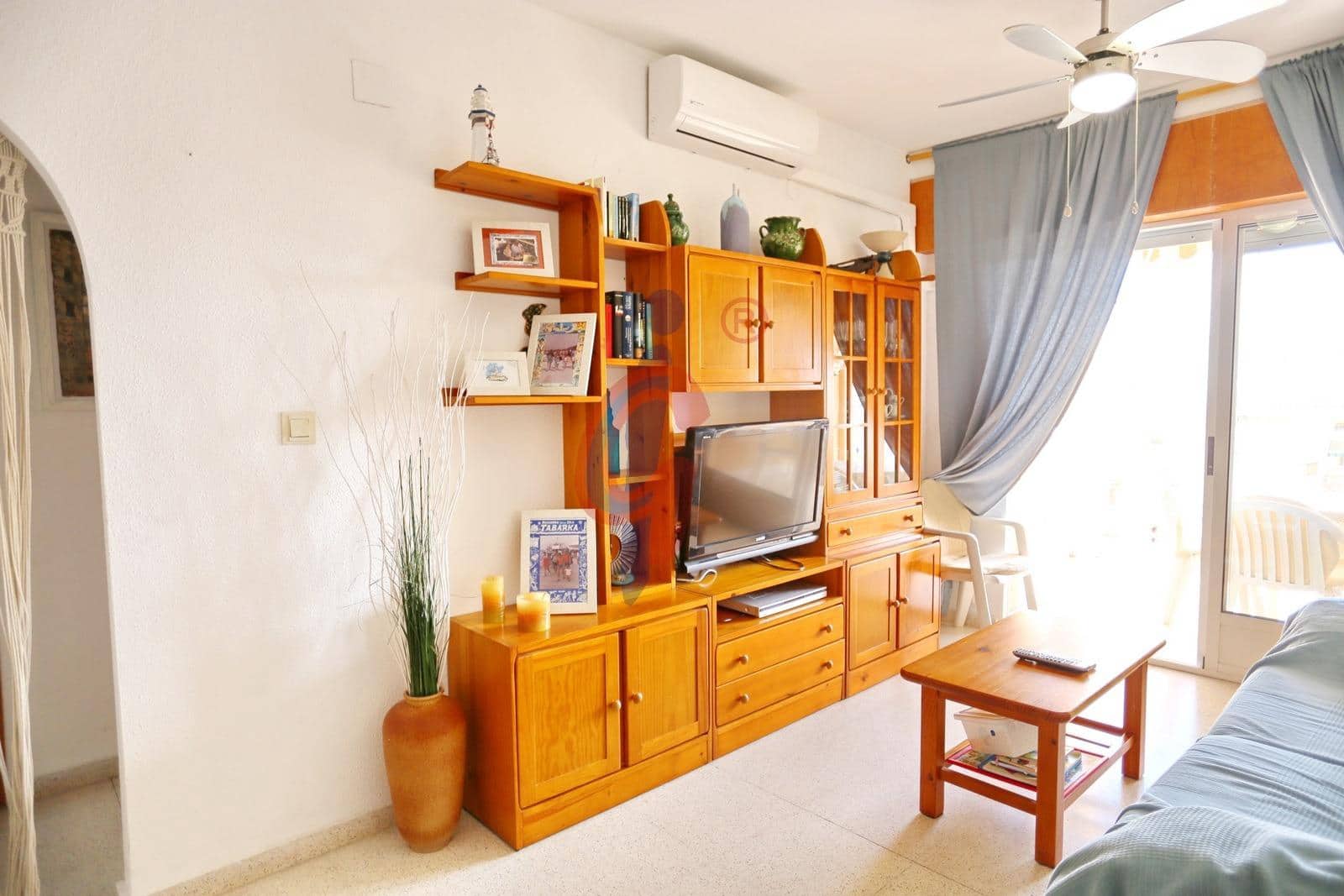 2 sovrum Lägenhet till salu i Guardamar del Segura med pool garage - 195 000 € (Ref: 9374377)