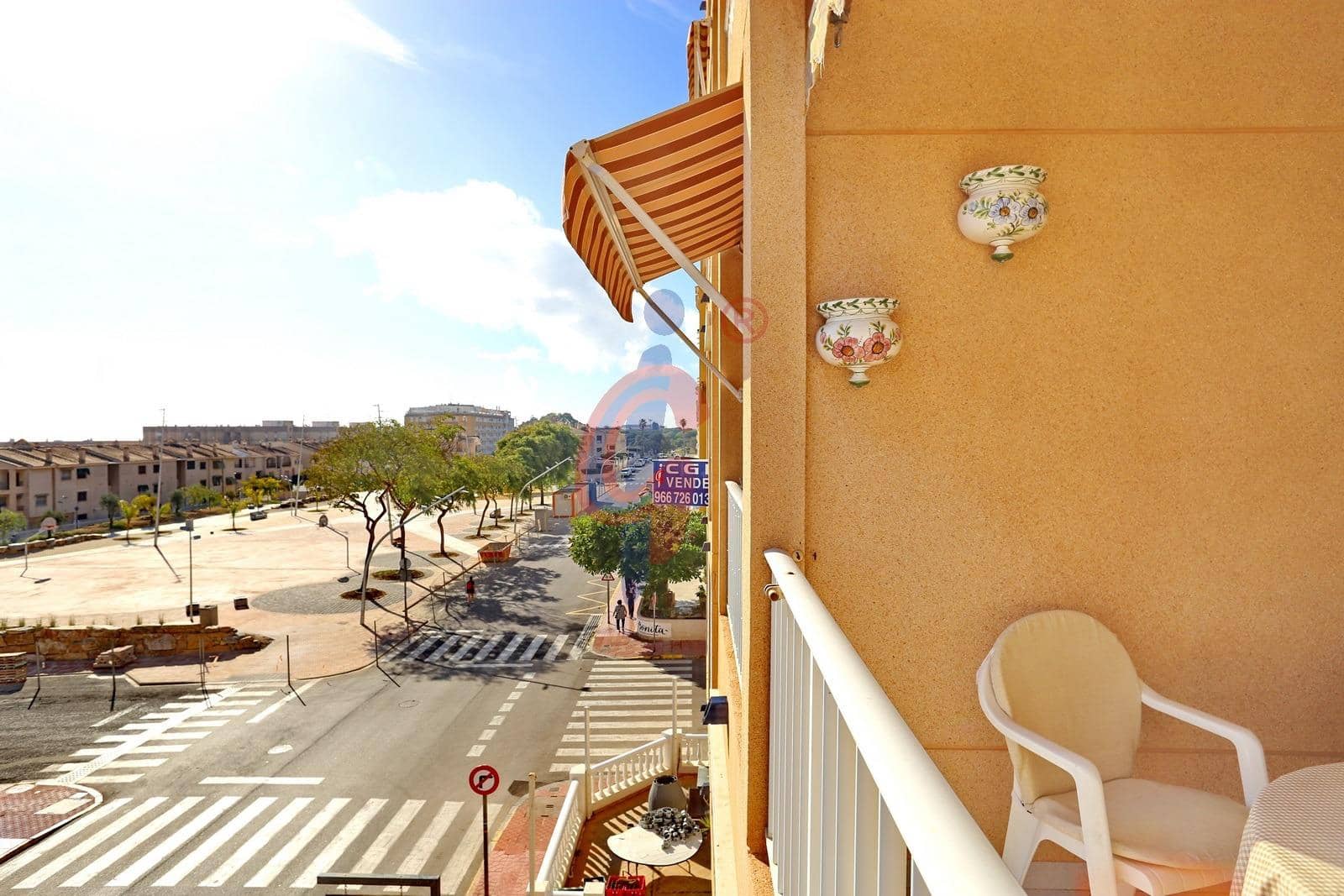 2 sovrum Lägenhet till salu i Guardamar del Segura med pool garage - 195 000 € (Ref: 9374377)