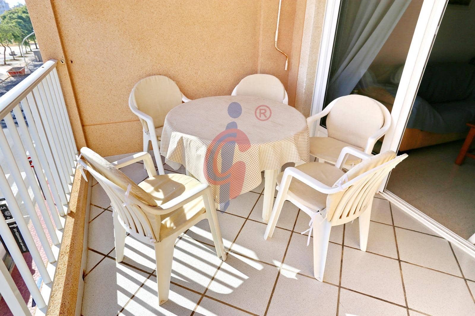 2 sovrum Lägenhet till salu i Guardamar del Segura med pool garage - 195 000 € (Ref: 9374377)