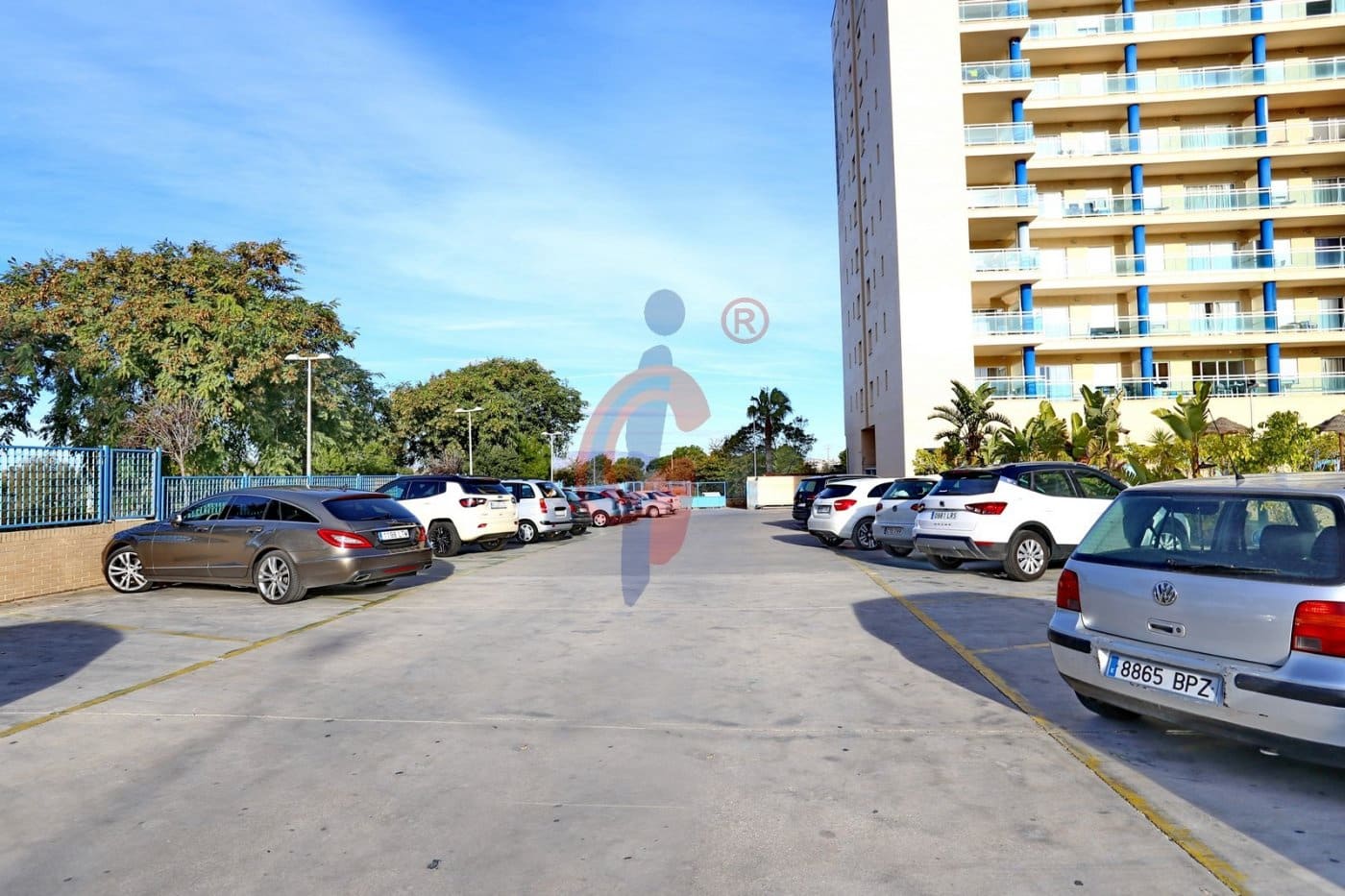 Apartamento de 2 habitaciones en Guardamar del Segura en venta con piscina - 125.000 € (Ref: 9376725)