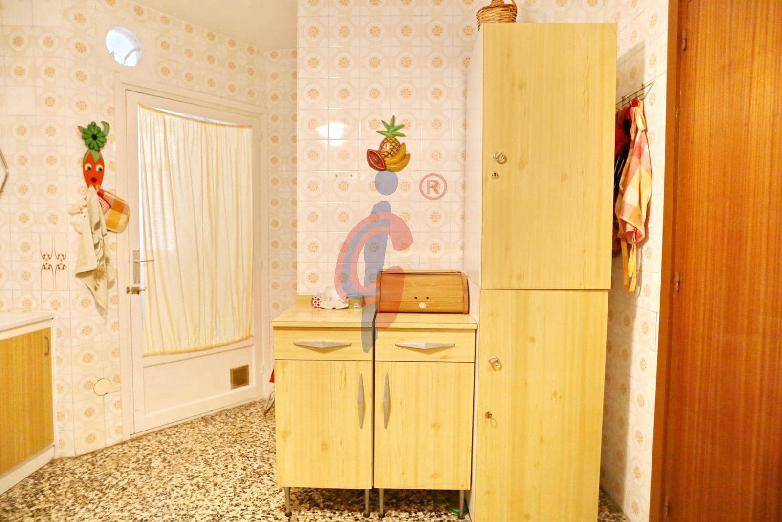 3 quarto Apartamento para venda em Guardamar del Segura - 139 500 € (Ref: 9388022)