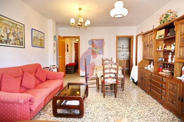 3 soveværelse Lejlighed til salg i Zona Pueblo, Guardamar del Segura - € 129.500 (Ref: 9388022)