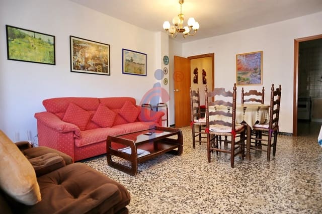 3 soveværelse Lejlighed til salg i Zona Pueblo, Guardamar del Segura - € 129.500 (Ref: 9388022)