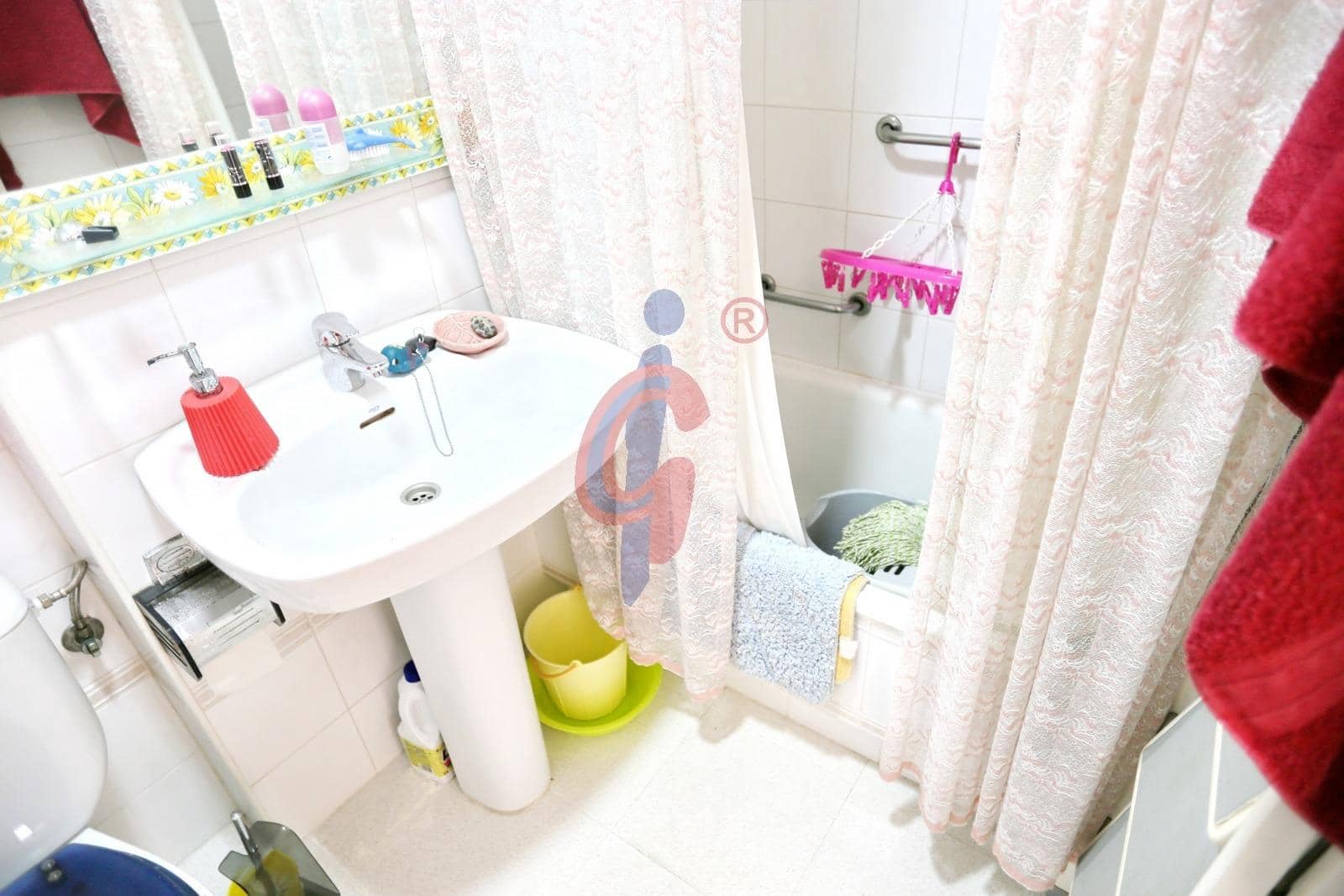 Estudio en Guardamar del Segura en venta - 91.900 € (Ref: 9423908)